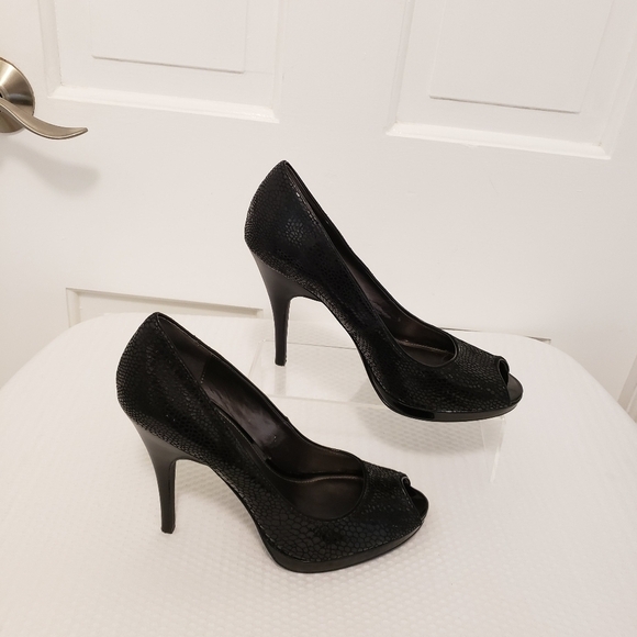 Calvin Klein Black Peep Toe Stilletos Size 9, Stylish, Chic - Picture 5 of 14